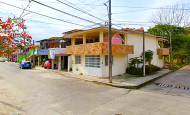 Veracruz Martínez de la Torre Pedro Manterola Rojas, Predio Casas En venta