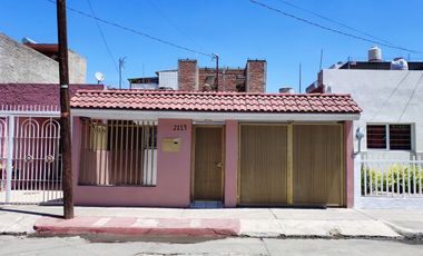 CASA EN VENTA EN EL ALAMO INDUSTRIAL
