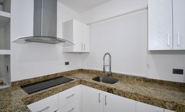 EDIFICIO DE DEPARTAMENTOS EN EL CENTRO DE PLAYA DEL CARMEN