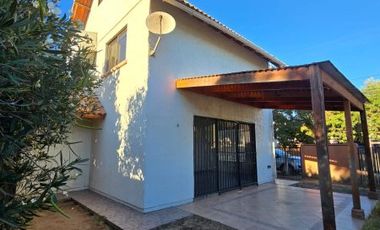 Casa Plazas del Campo , Machalí