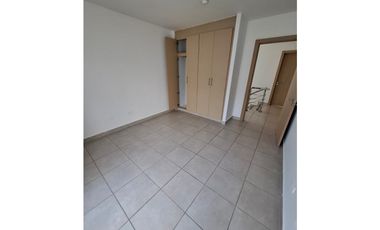 Venta de casa en Brisas del Golf Norte (PH Victoria) GTA