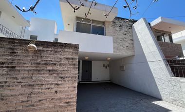 CASA EN VENTA PROVIDENCIA