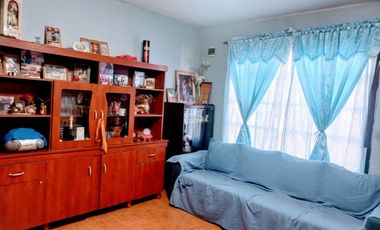 VENTA CASA 5 AMBIENTES  LIBERTAD MERLO  PERMUTA