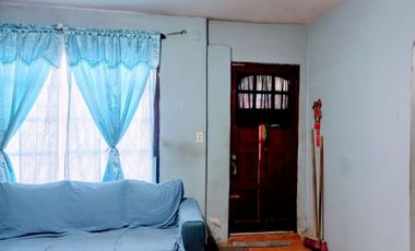VENTA CASA 5 AMBIENTES  LIBERTAD MERLO  PERMUTA