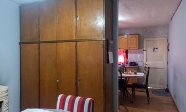 VENTA CASA 5 AMBIENTES  LIBERTAD MERLO  PERMUTA