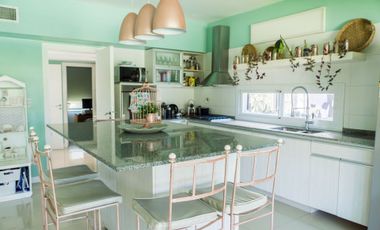 VENTA HERMOSA CASA EN TIPAS NORDELTA LOTE INTERNO