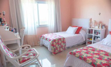 VENTA HERMOSA CASA EN TIPAS NORDELTA LOTE INTERNO