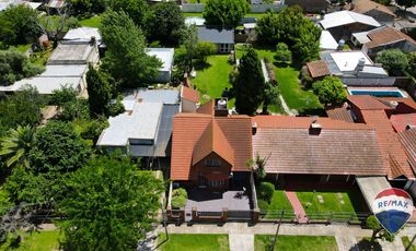 CASA 4 AMBIENTES EN VENTA  MONTE GRANDE C PARQUE