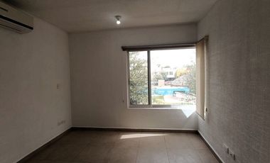 Casa en Venta en Dream Lagoons, Apodaca | 3 Recámaras, Frente a la Alberca