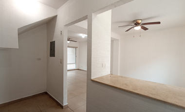 Casa en Venta en Dream Lagoons, Apodaca | 3 Recámaras, Frente a la Alberca