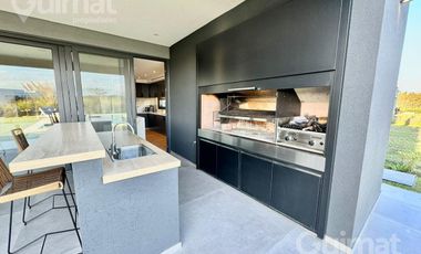 Excelente Casa en Acacias, Puertos del Lago 728m2 de lote.