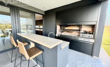 Excelente Casa en Acacias, Puertos del Lago 728m2 de lote.