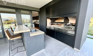 Excelente Casa en Acacias, Puertos del Lago 728m2 de lote.