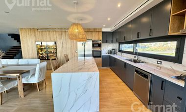 Excelente Casa en Acacias, Puertos del Lago 728m2 de lote.