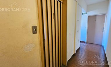 Alquiler departamento 3 ambientes, con cochera - Av. Cabildo