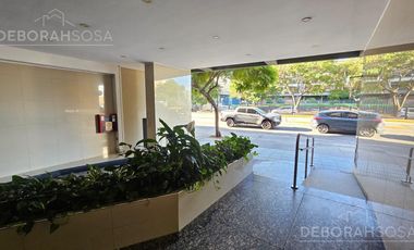 Alquiler departamento 3 ambientes, con cochera - Av. Cabildo