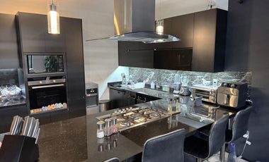 CASA EN VENTA PRIVADA DE SANTA ANITA !!