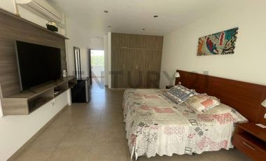 Casa de Playa de Lujo a 15 Minutos de Asia –Piscina, Cancha y Bungalows Privados