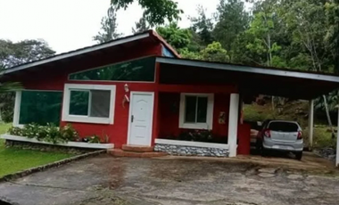 CASA CAMPESTRE / CERRO AZUL / 1400M2 / AMOBLADO / 3 HAB