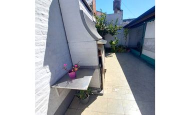 ¡Casa PH Temperley con cochera y parrilla listo para mudarse!