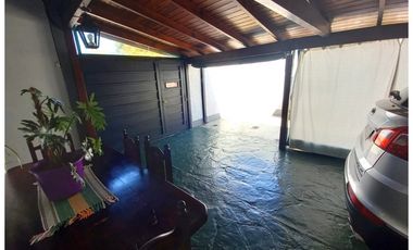 ¡Casa PH Temperley con cochera y parrilla listo para mudarse!