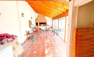 VENTA CASA 4 AMBIENTES PILETA QUINCHO COCHERA