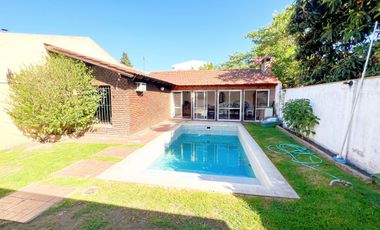 VENTA CASA 4 AMBIENTES PILETA QUINCHO COCHERA