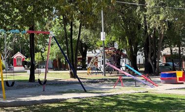 Casa en venta Quilmes 2 dorm sup para construir