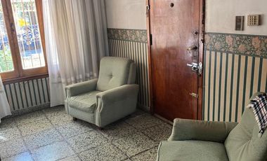 Casa en venta Quilmes 2 dorm sup para construir