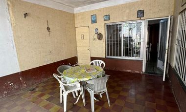 Casa en venta Quilmes 2 dorm sup para construir