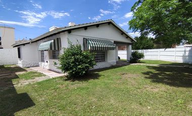 Venta casa 2 dormitorios B Centenario