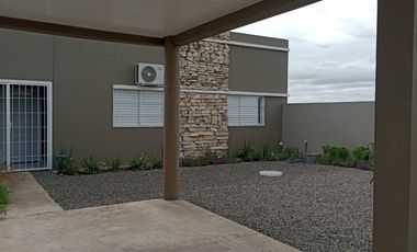 SE VENDE HERMOSA CASA EN ORO VERDE