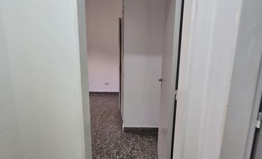 Neuquen Centenario Casa/Oficina  Zona Primera rotonda de ingreso a la ciudad, a metros de Farmacia Global sobre ruta 7