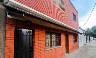 VENTA CASA MULTIFAMILIAR 6 AMB EN CASEROS