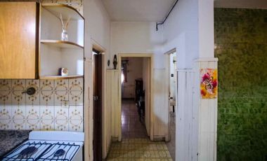 VENTA CASA MULTIFAMILIAR 6 AMB EN CASEROS