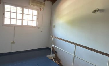 Triplex de 4 amb, con cochera y patio
