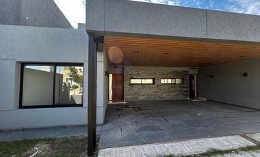 ALQUILER DUPLEX 2 DORM C/COCHERA A ESTRENAR