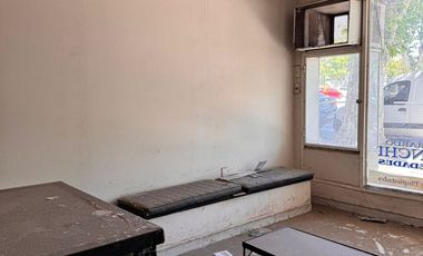 CASA EN VENTA EN PEHUAJÓ CON LOCAL  ZONA CENTRICA