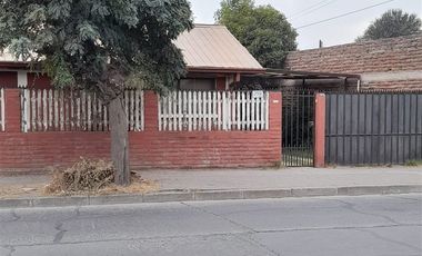 Casa en Venta en Avenida Las Torres entre Cachapoal y Millán