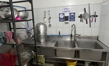 Local Comercial en Venta en Patente Industrial. Fábrica De Empanadas - Panadería - Pastelería - Distribución De Huevos