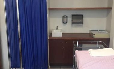 RENTA DE CONSULTORIOS NUEVOS, EQUIPADOS Y CON SERVICIOS