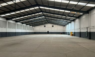 Impecable Bodega Industrial de 2100M2 en Tultitlán, Estado de México