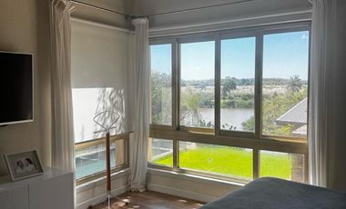 Casa en  Venta en Santa Catalina con Salida al Rio 5 dormitorios
