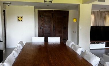 Casa en  Venta en Santa Catalina con Salida al Rio 5 dormitorios
