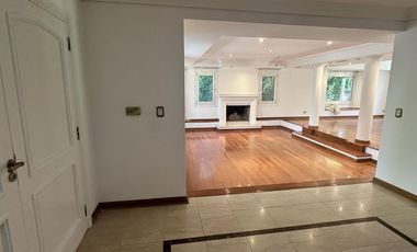 Alquiler, casa 4 dormitorios 500m2 La Horqueta. Barrio Cerrado
