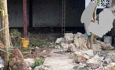 En venta casa para remodelar en el barrio de Santa Ana, Centro de Mérida.