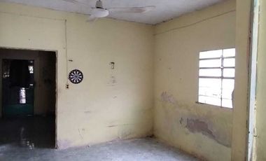 En venta casa para remodelar en el barrio de Santa Ana, Centro de Mérida.
