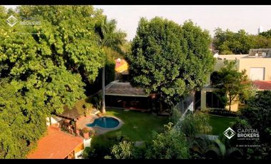 Casa de Lujo Lomas del Valle Alberca Jardin Colinas