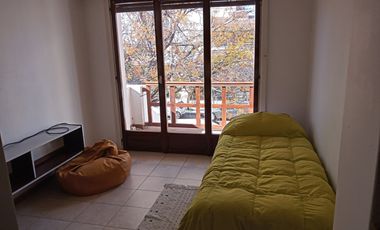 Triplex tres dormitorios Centrico