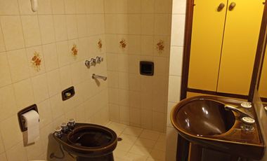 Triplex tres dormitorios Centrico